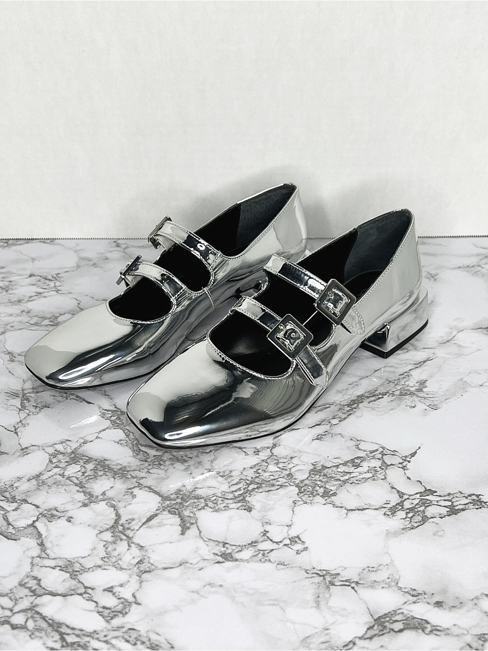 Gianni Bini Metallic Silver Double-Strap Mary Jane Flats Size 8.5